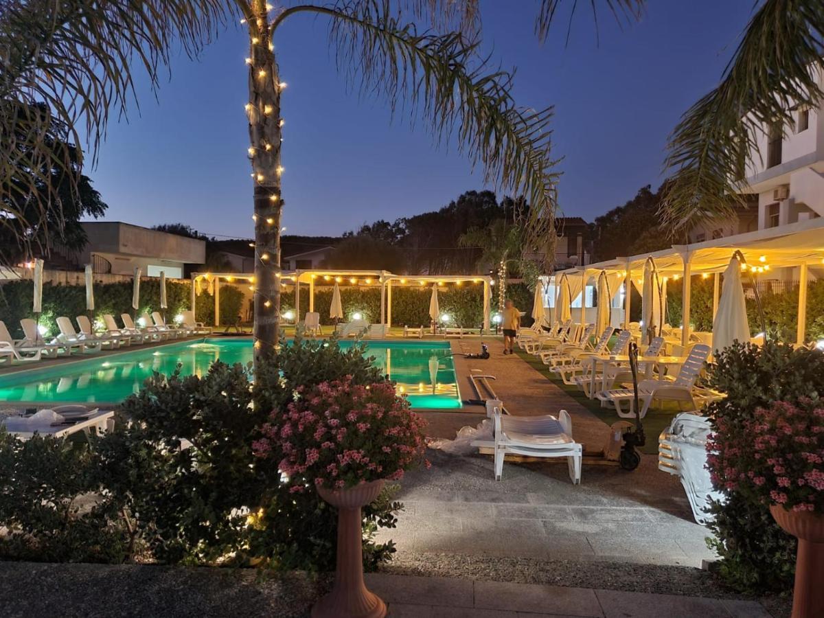 Villa Sole D'Oriente Palmi Esterno foto
